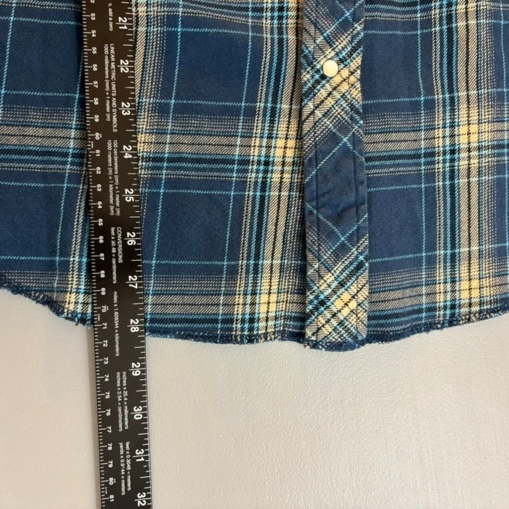 Wrangler Mens XL Blue Plaid Western Pearl Snap Shirt Long Sleeve Raw Hem Grunge - Picture 15 of 16